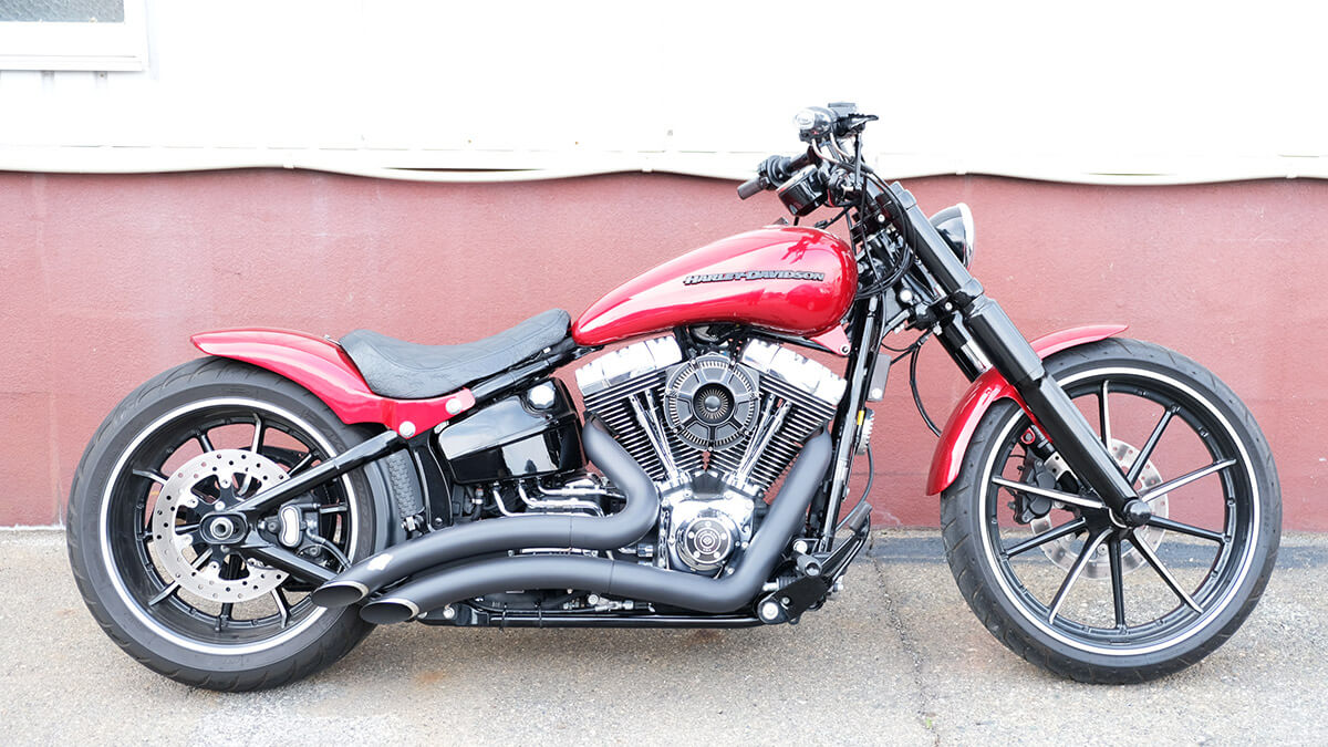 ハーレーダビッドソン FXSB ソフテイル ブレイクアウトのカスタム車両